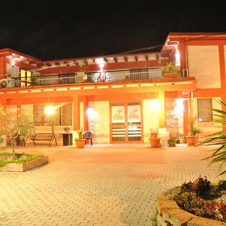 Agriturismo La Ferrovia Molfetta Exterior photo